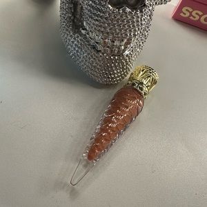 Christian Louboutin Loubilaque Goldissima gloss